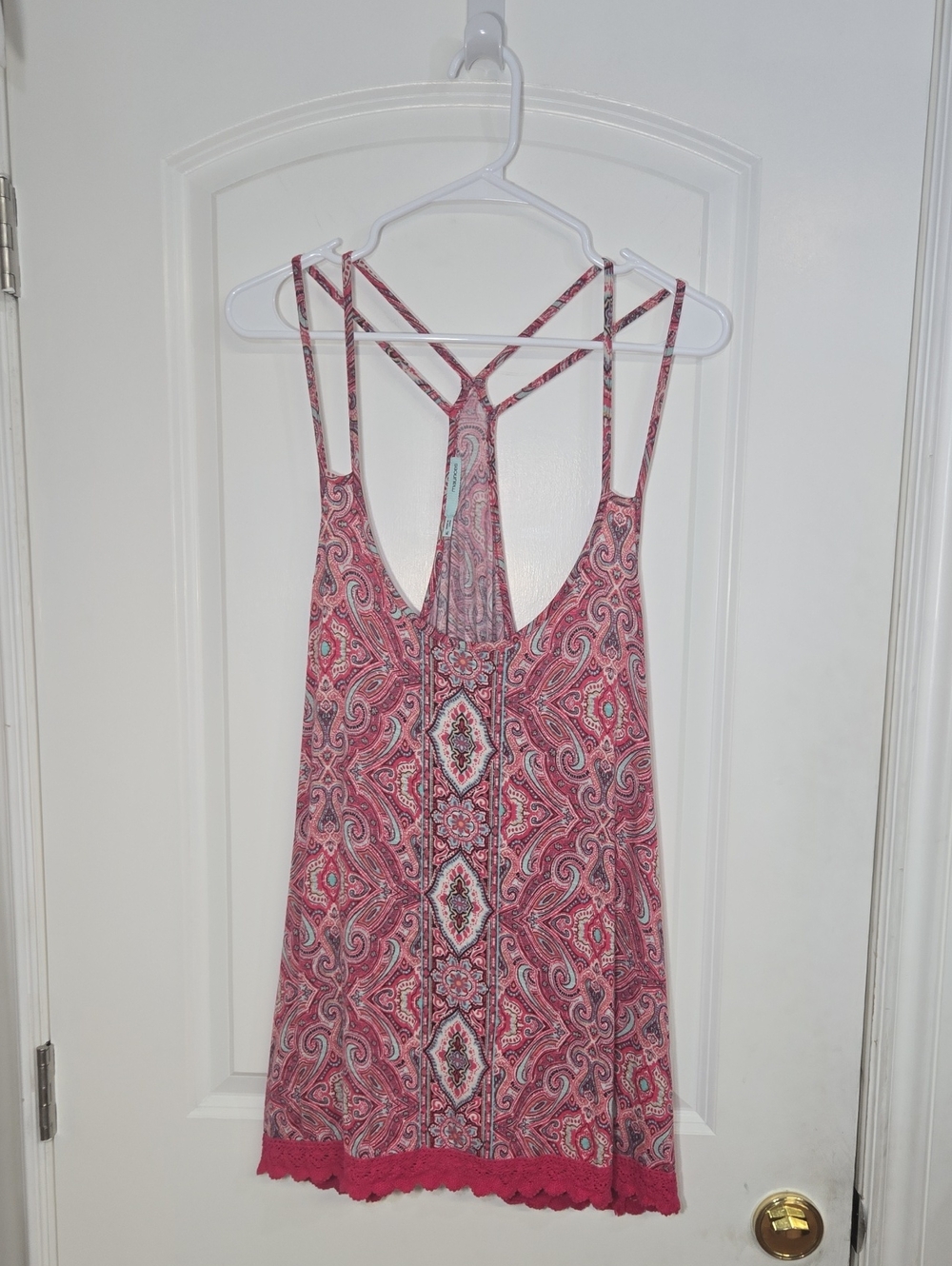 🎄Maurices Pink Paisley Backless Strappy Tank XL